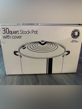 Royal Prestige 30-Quart Stock Pot with Cover - Black